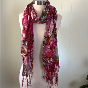 Women’s scarf